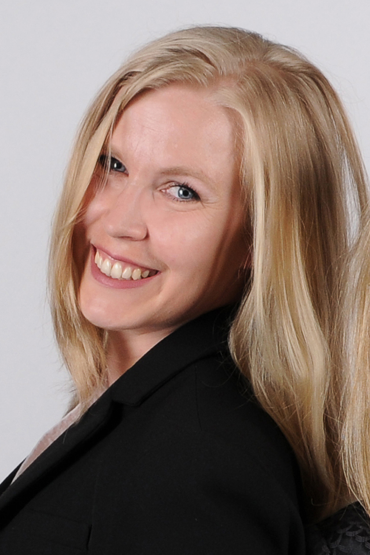 Ulrike Ludolf, Fachanwältin für Arbeitsrecht in der Rechtsanwaltskanzlei Sabine Hermann in Marl, Kreis Recklinghausen. Ulrike Ludolf, Fachanwältin für Arbeitsrecht in der Rechtsanwaltskanzlei Sabine Hermann in Marl, Kreis Recklinghausen.